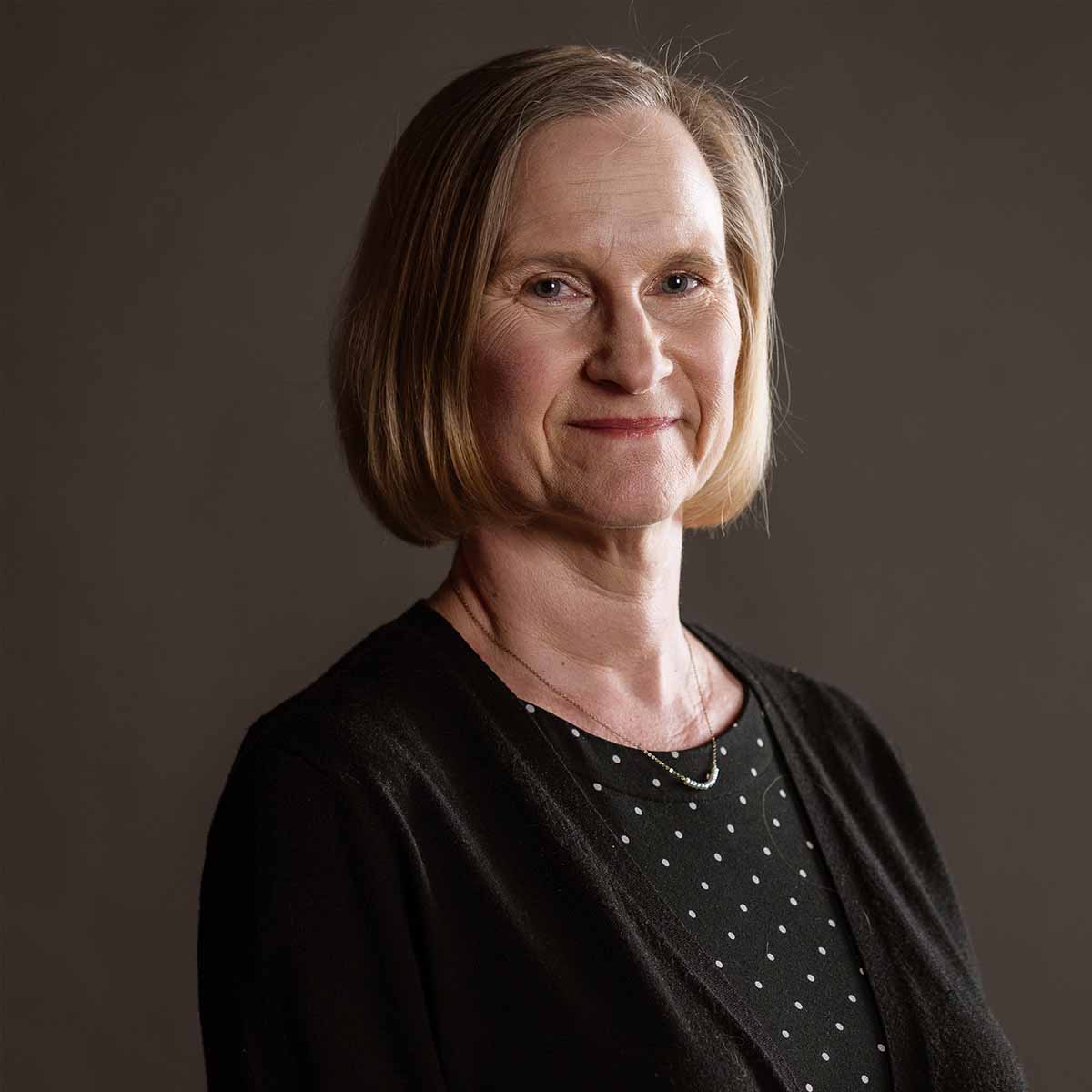 Shannon Dobson headshot