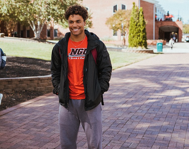 NGU Celebrates Class of 2022 at Spring Commencement