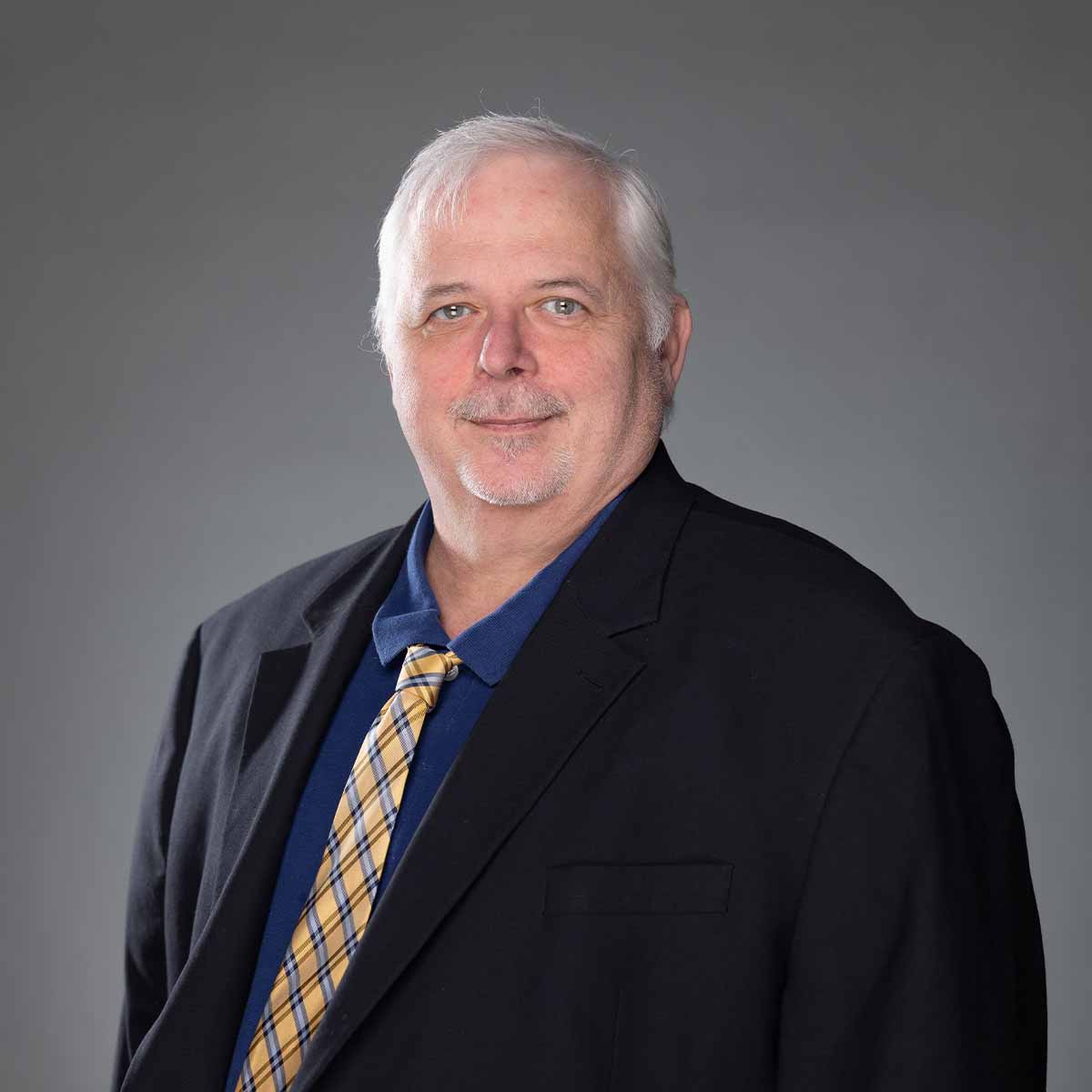 Carey Dukes headshot