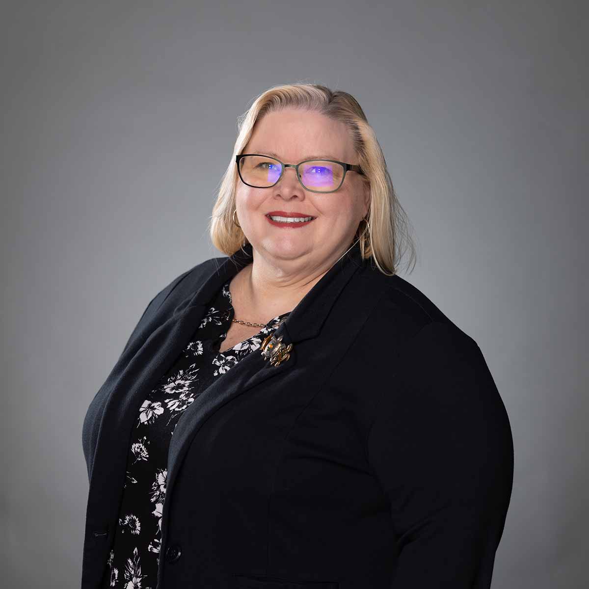 Christina King headshot