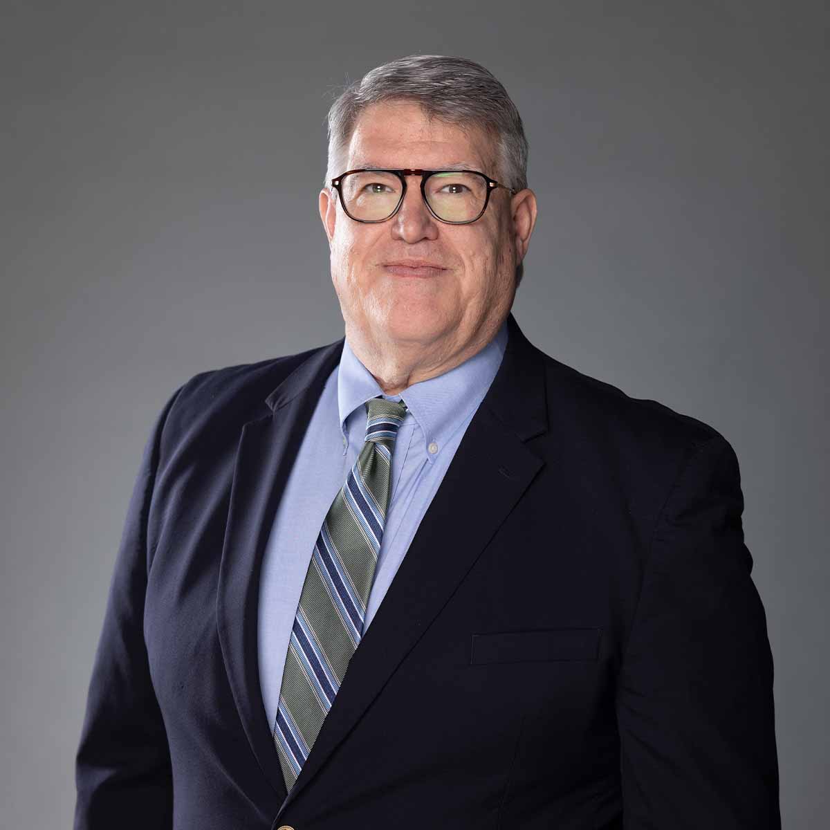 Robert Hucks headshot