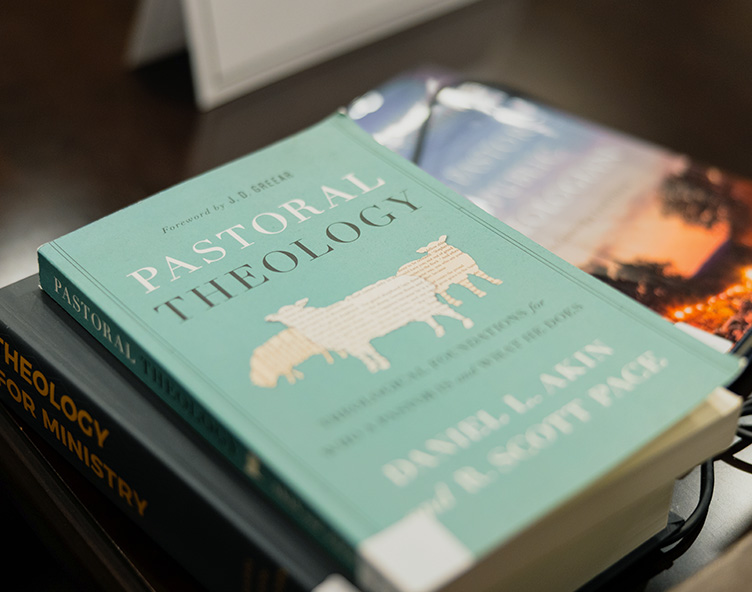 Slingshot Bookstore • North Greenville University