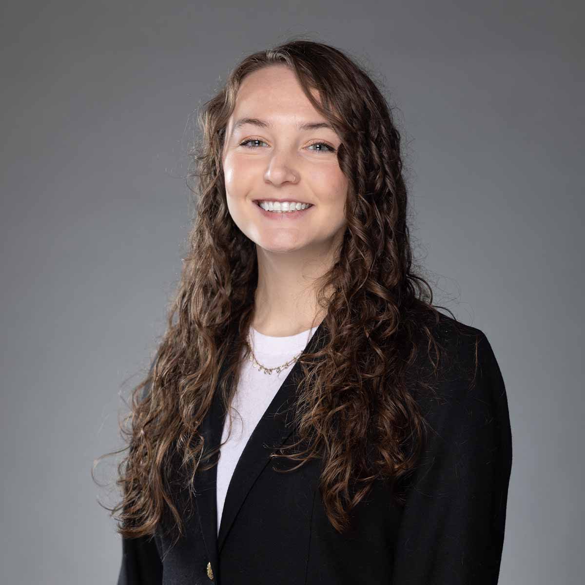 Hannah Swartz headshot